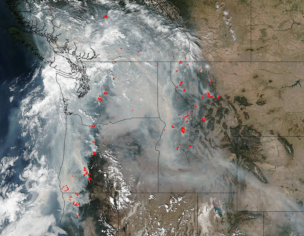 Image from space of smoke covering most of the state of Washington