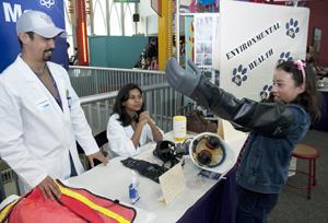 DEOHS at Paws-on Science Husky Weekend DEOHS at Paws-on Science Husky Weekend