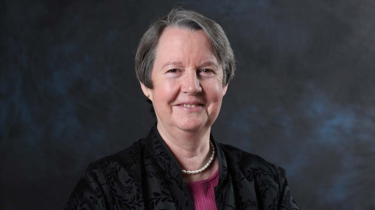 Portrait of Lianne Sheppard.