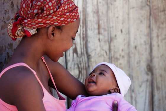 African mom and baby